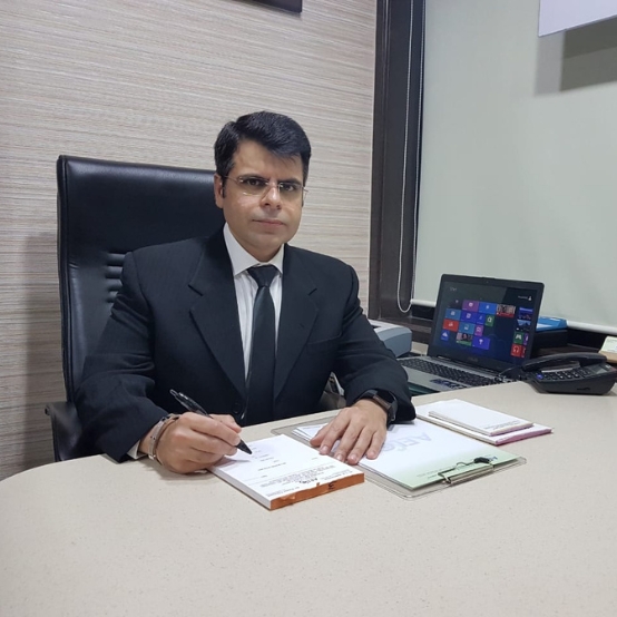 Dr. Kumar Chhugani - Vitreo Retina Specialist at Trivision