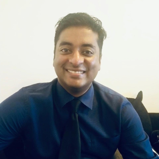 Dr. Karthik Panikar - Glaucoma Specialist